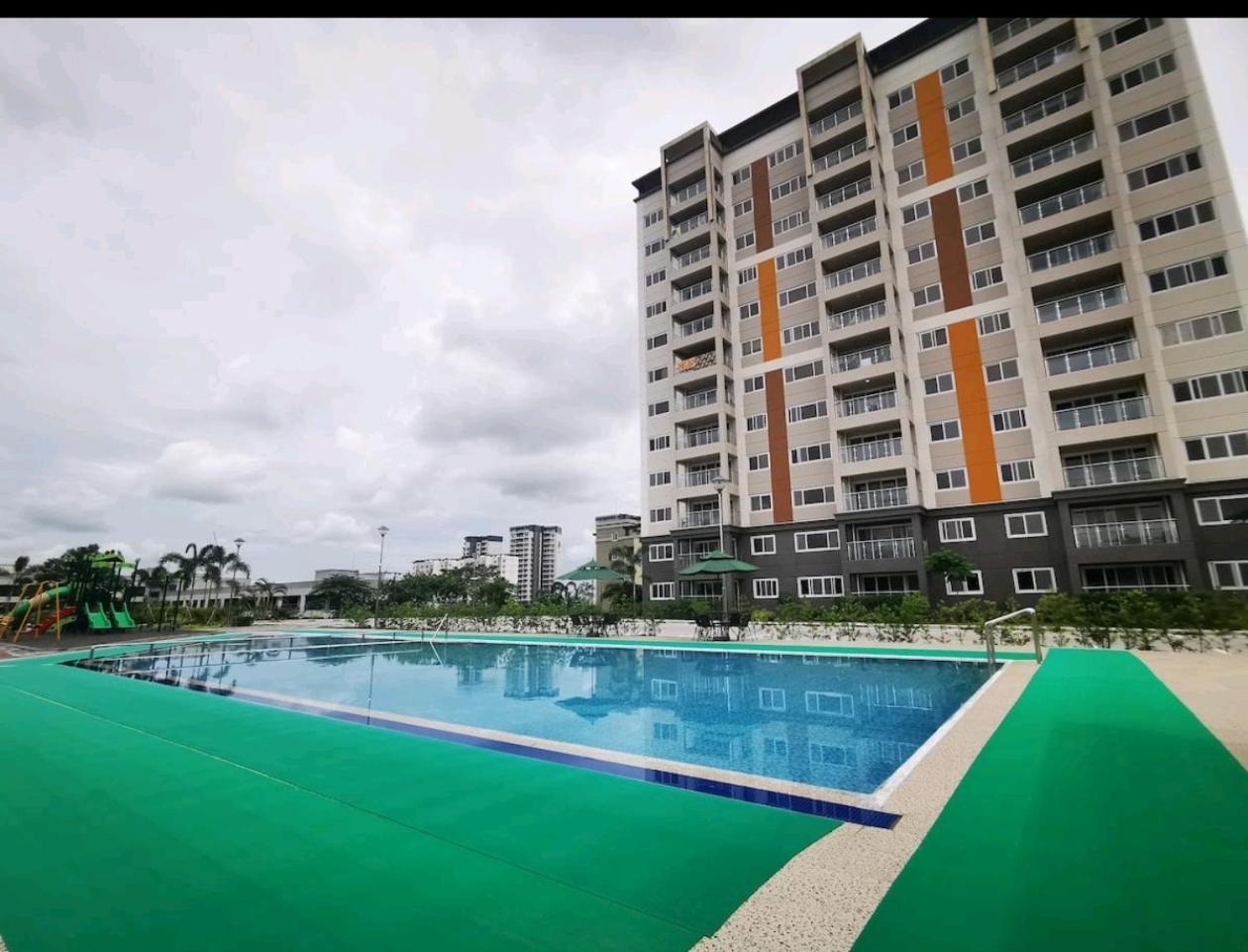 Condo In Clark Pampanga Beside Hilton Hotel And Casino Fort Stotsenburg Dış mekan fotoğraf